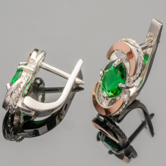 Серьги серебряные 925 пробы с золотыми вставками арт. 318с