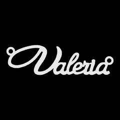 Серебряное колье с именем Valeria