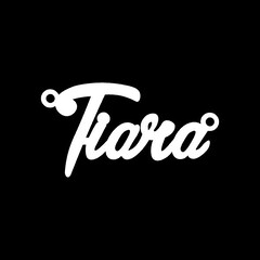 Серебряное колье с именем Tiara