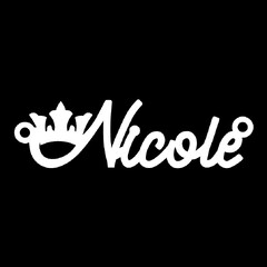 Серебряное колье с именем Nicole