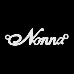 Серебряное колье с именем Nonna