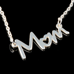 Серебряное колье с именем Mam